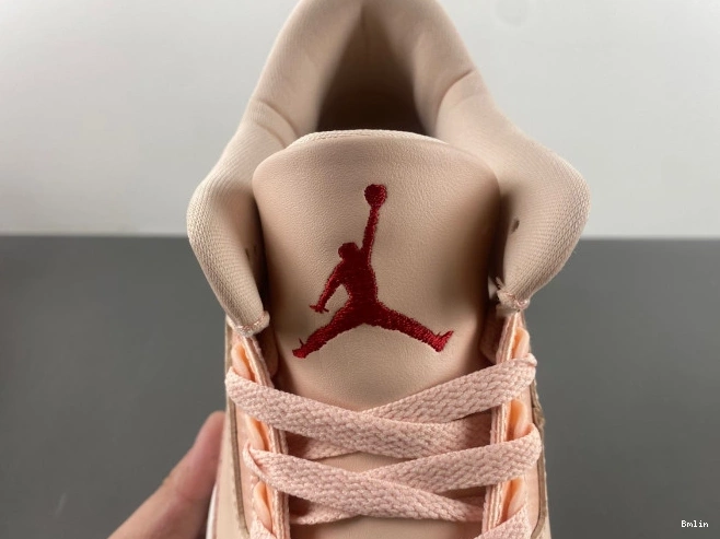 Bmlin Day Valentines (W) Jordan Air HJ0178-600 3 0805